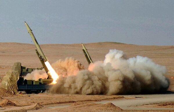 Пуск иранских ракет Фатех-110