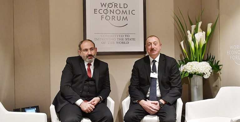800px-Ilham_Aliyev_and_Armenian_Prime_Minister_Nikol_Pashinyan_held_informal_meeting_in_Davos