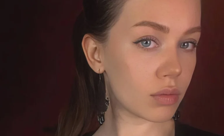 Юлия Емельянова
