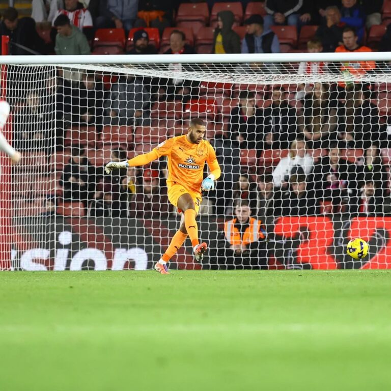 Гэвин Базуну