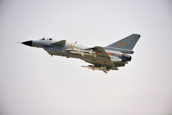 Самолет J-10