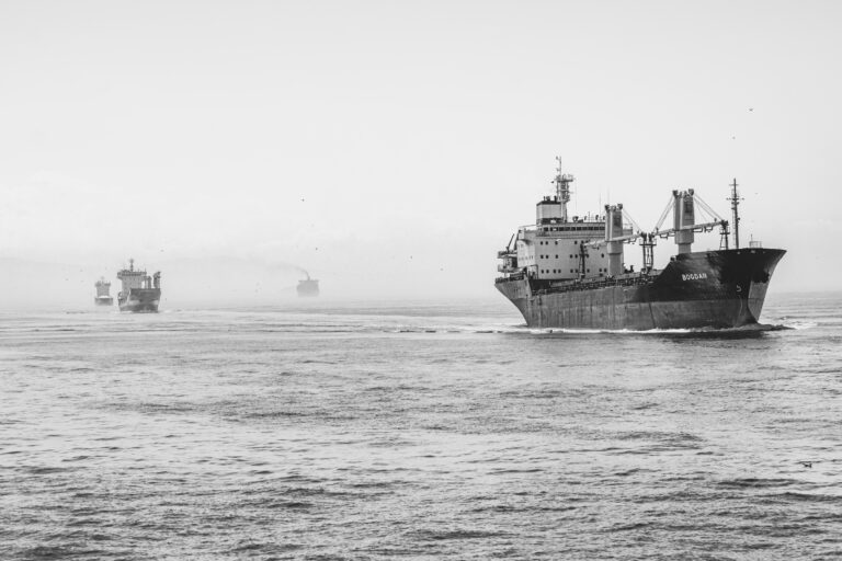 Море