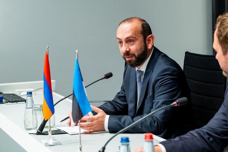 Арарат Мирзоян