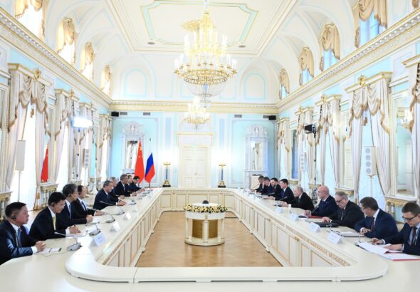 Беседа Владимира Путина с Ли Цяном