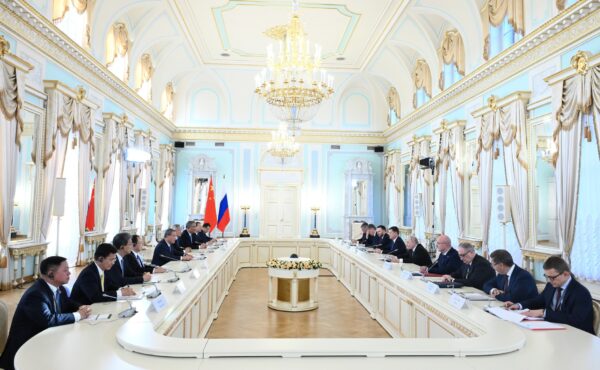 Беседа Владимира Путина с Ли Цяном