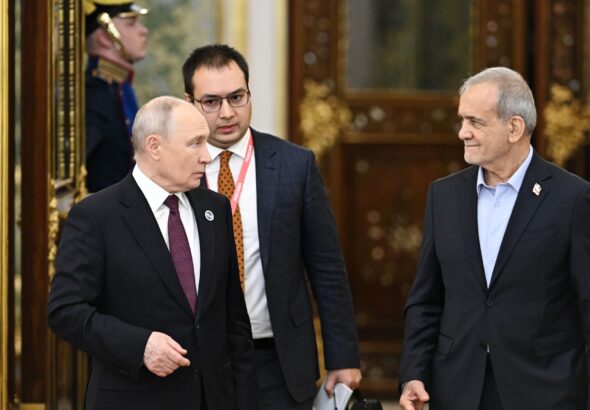 Владимир Путин и Масуд Пезешкиан